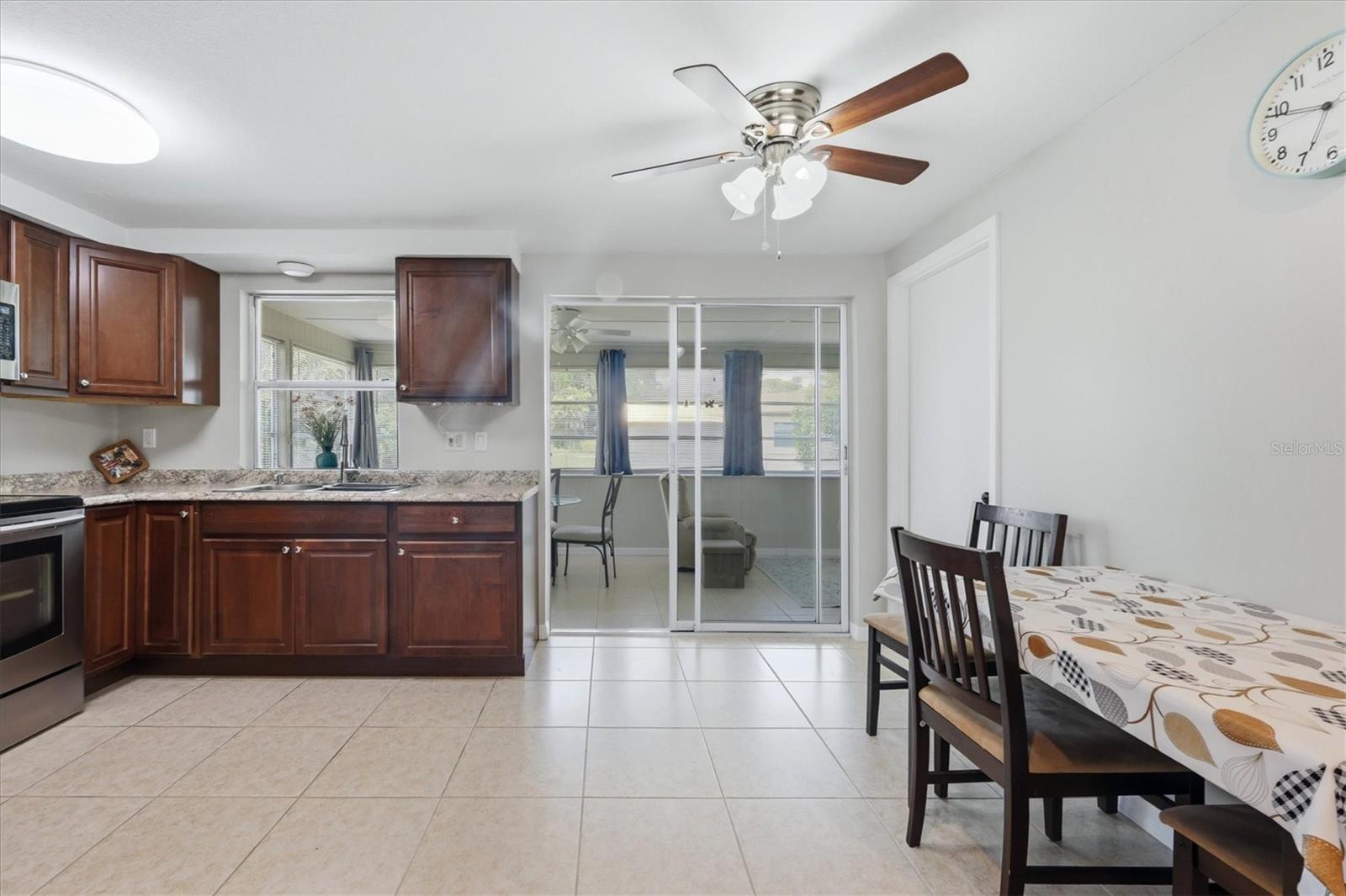 329 SAN BENITO AVE