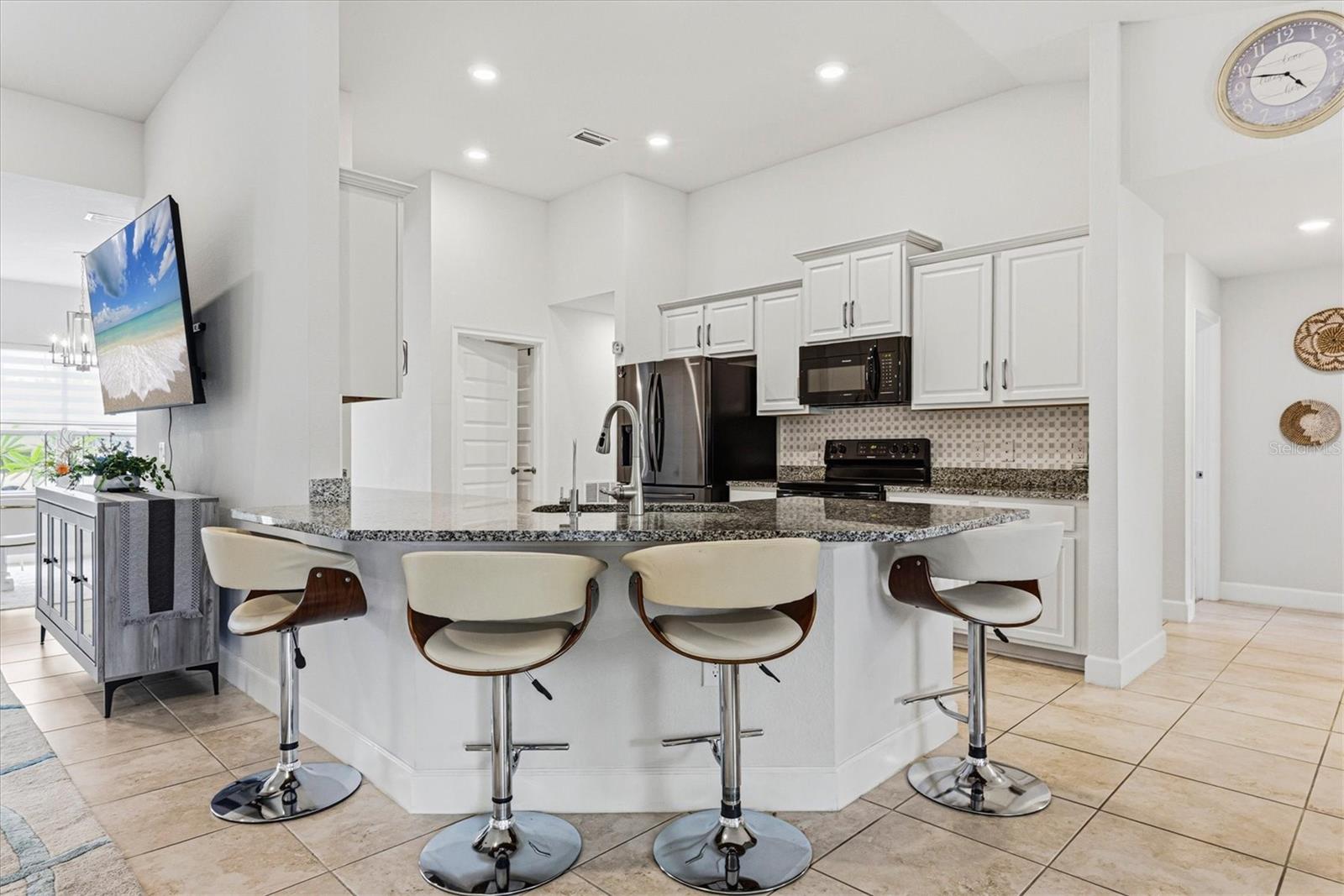 400 MARLIN RD