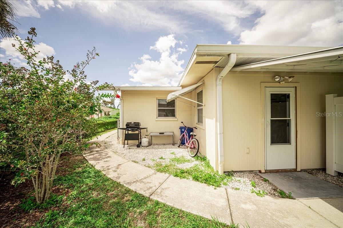 433 GRANADA BLVD