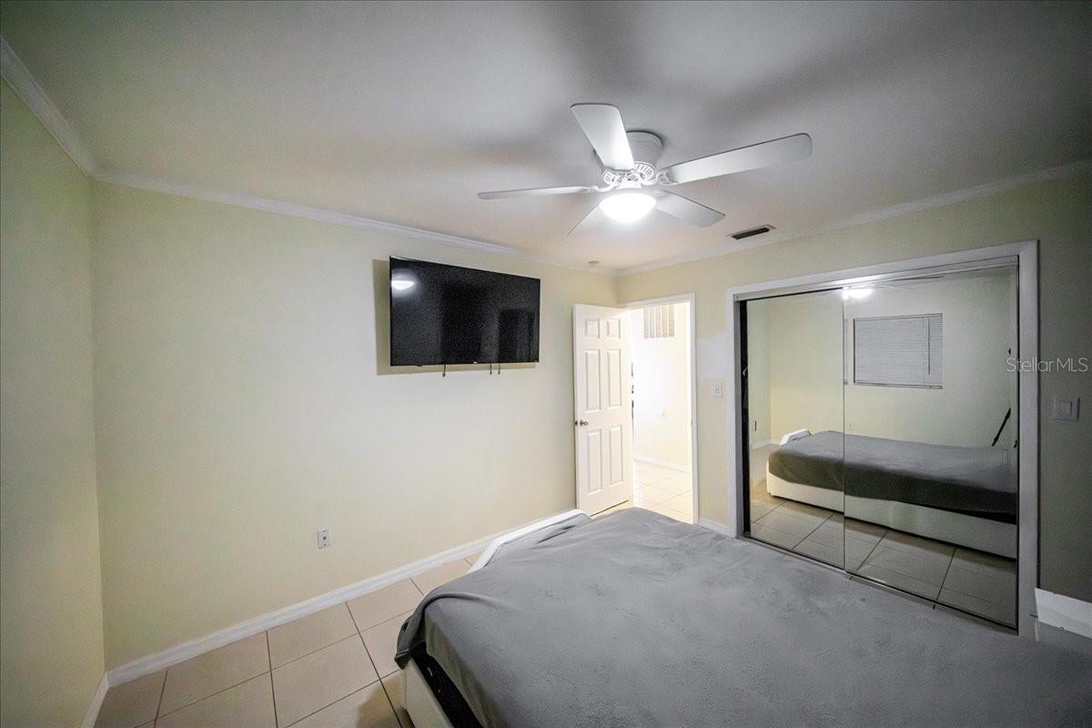 433 GRANADA BLVD