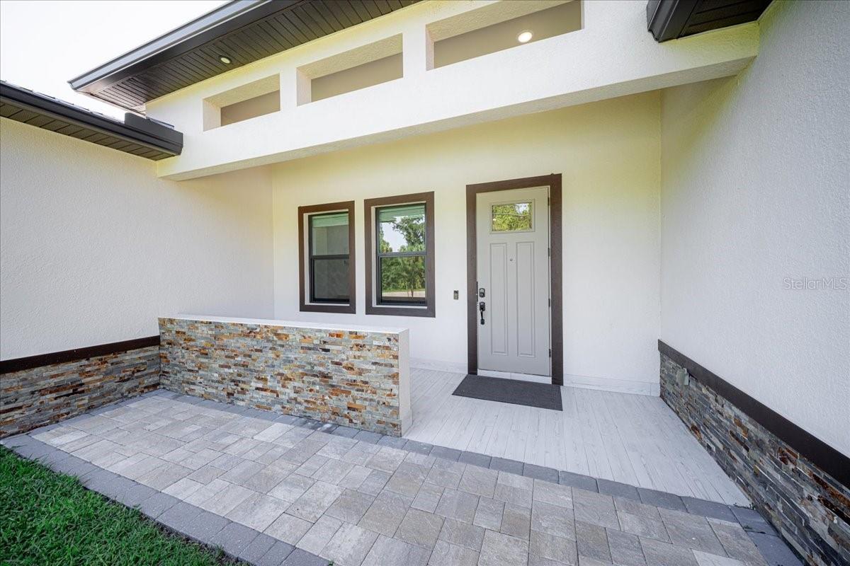 57 FLAMINGO BLVD