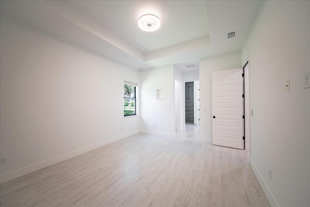 57 FLAMINGO BLVD