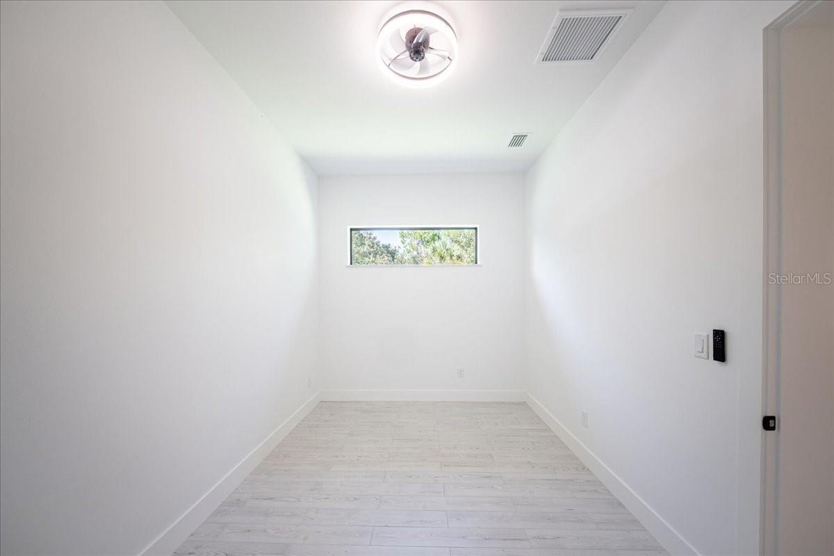 57 FLAMINGO BLVD
