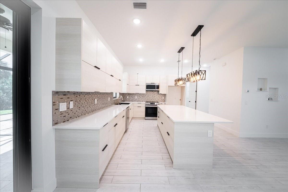 57 FLAMINGO BLVD