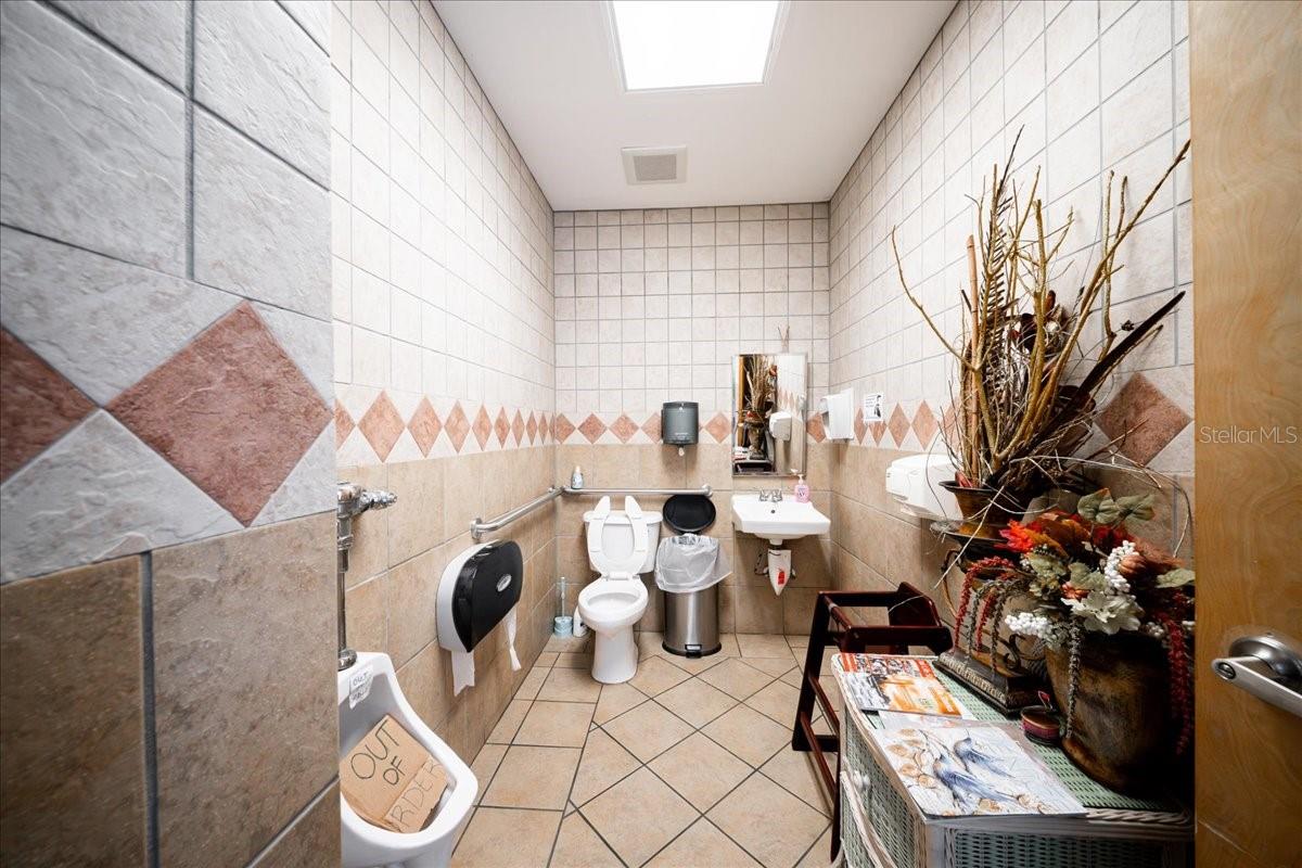 1740 E VENICE #19