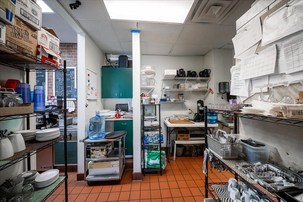 1740 E VENICE #19