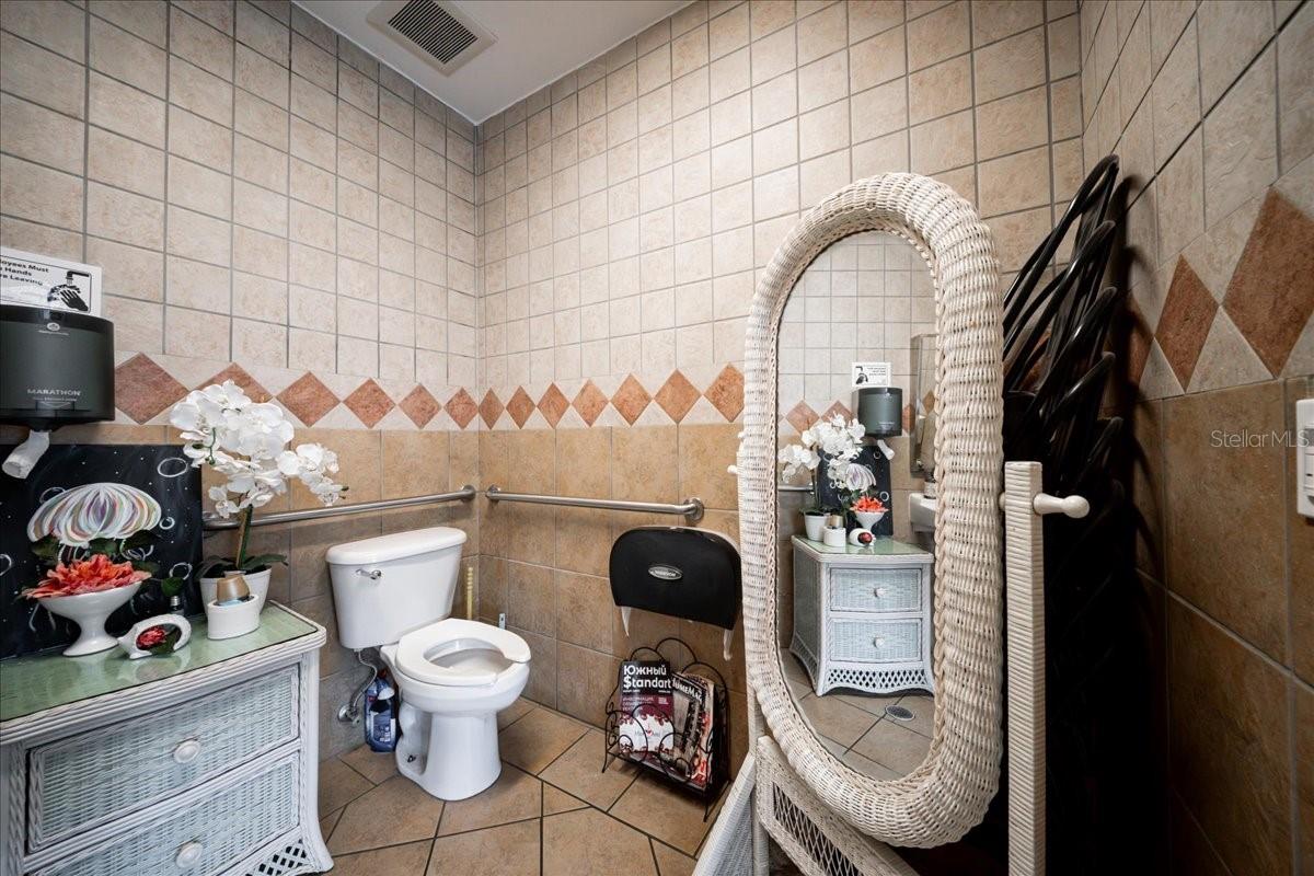 1740 E VENICE #19