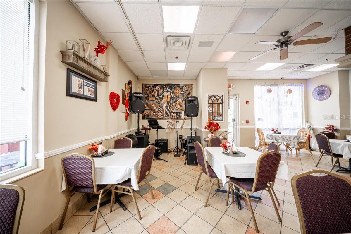 1740 E VENICE #19