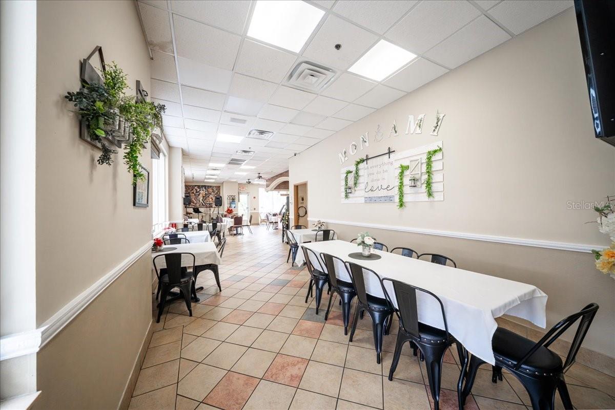 1740 E VENICE #19