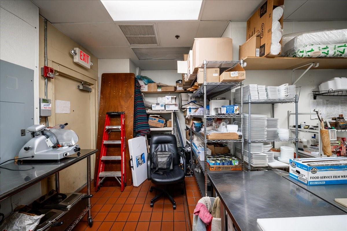 1740 E VENICE #19