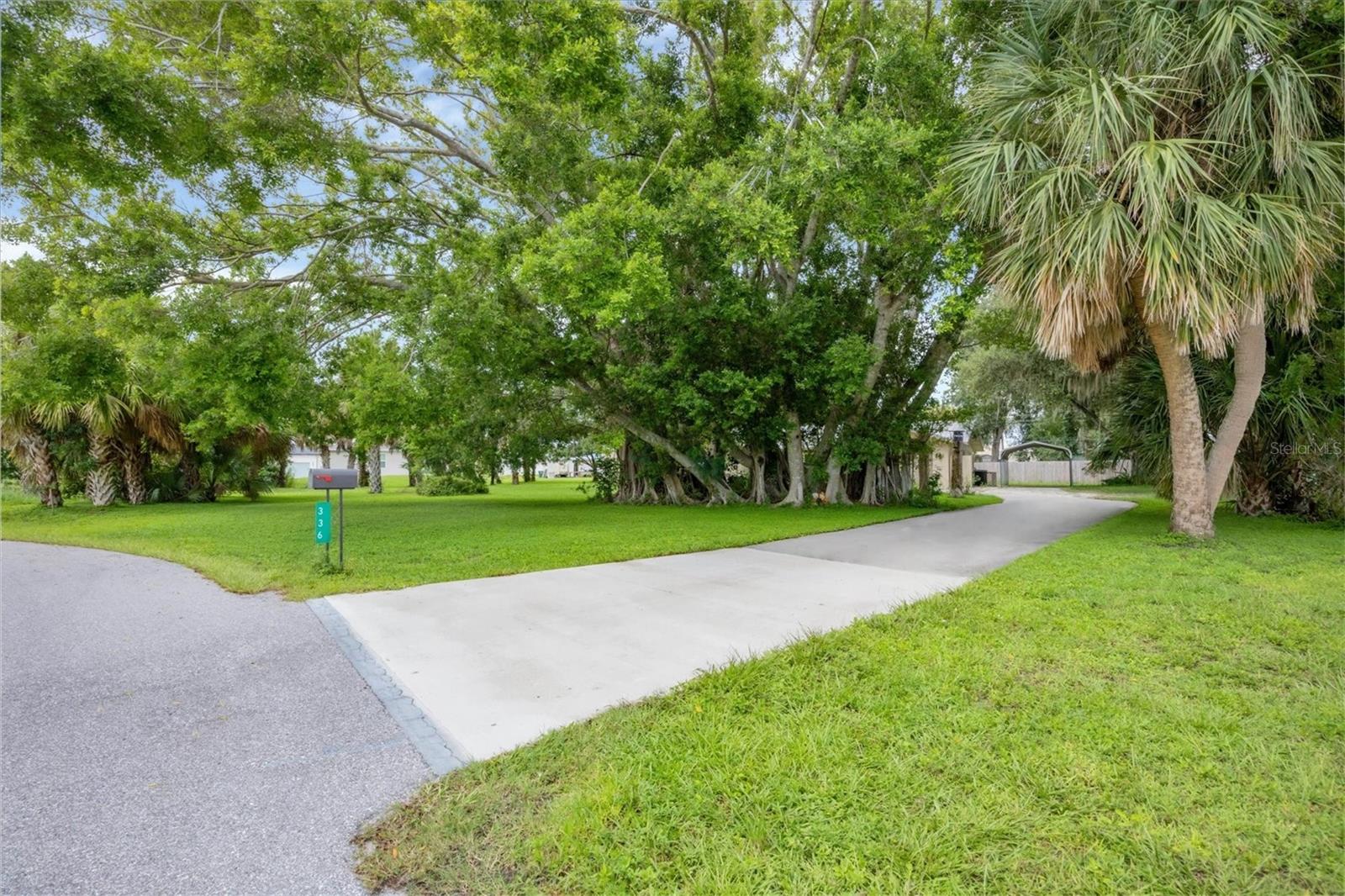 336 TIMBRUCE LN NW