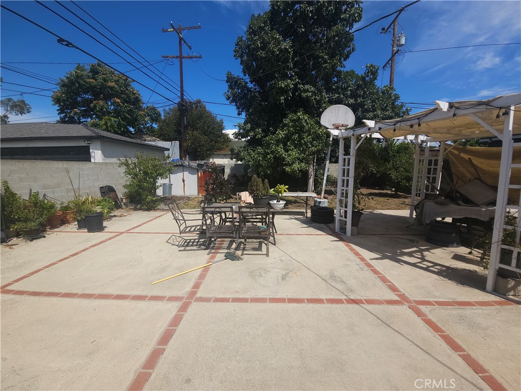 4523 Arlington Avenue