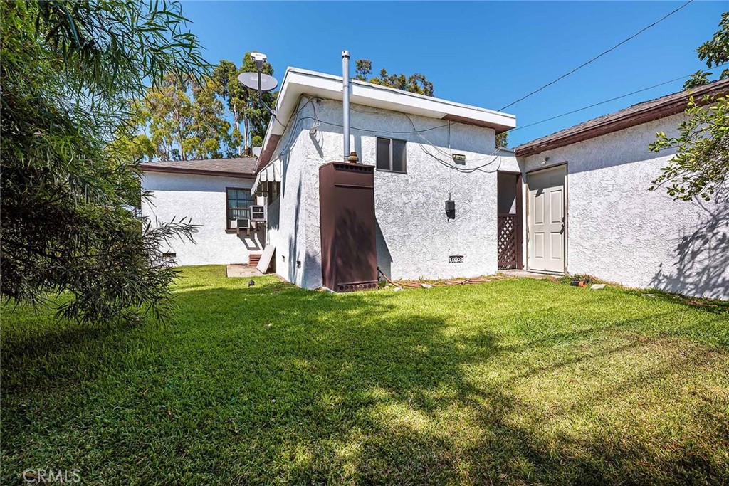 2846 Del Amo Boulevard