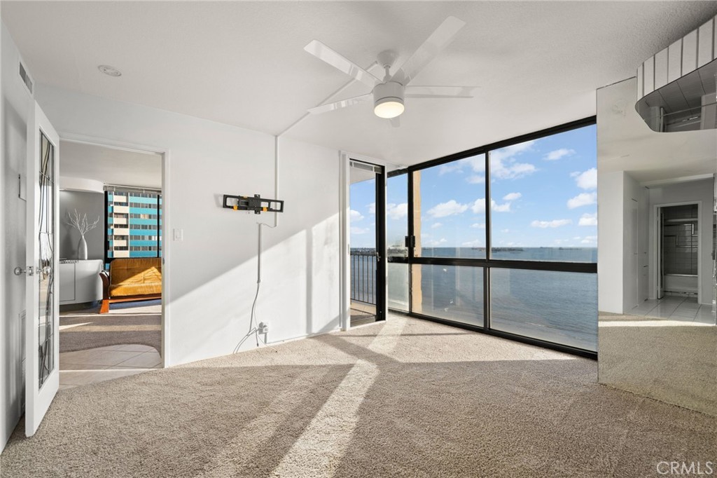 1750 E Ocean Boulevard 905