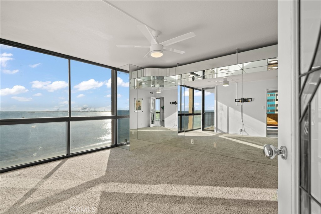 1750 E Ocean Boulevard 905