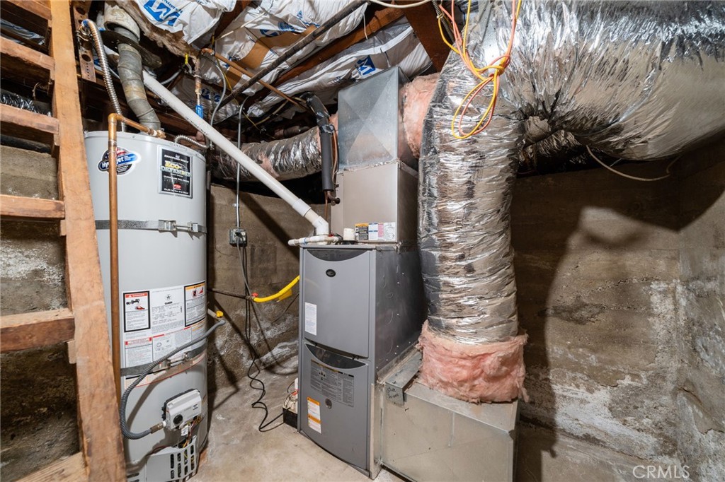 2047 Stratford Avenue