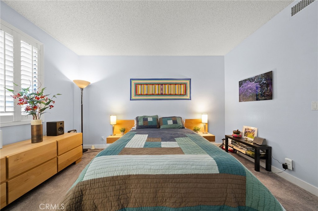 4280 Via Arbolada 207