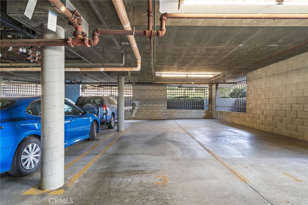 4280 Via Arbolada 207