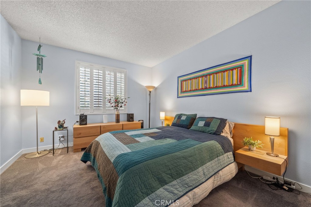 4280 Via Arbolada 207