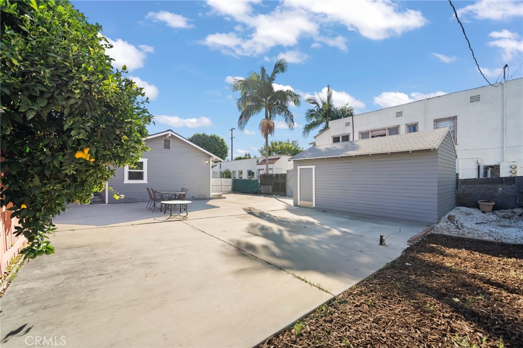 607 E Commonwealth Avenue