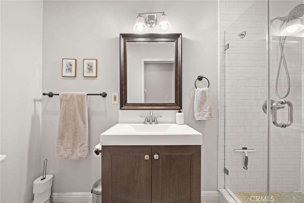 607 E Commonwealth Avenue