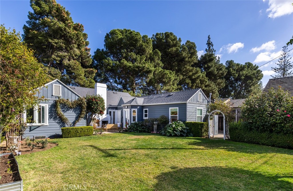 1020 N Lowell Street