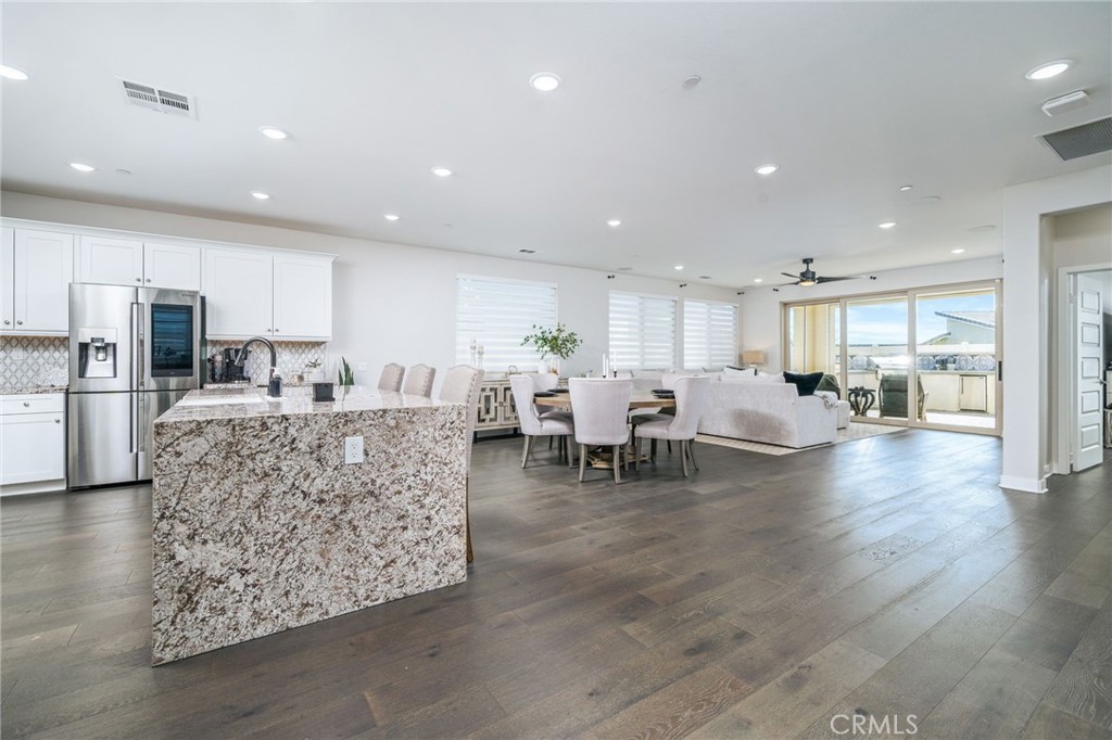1525 Overpark Lane