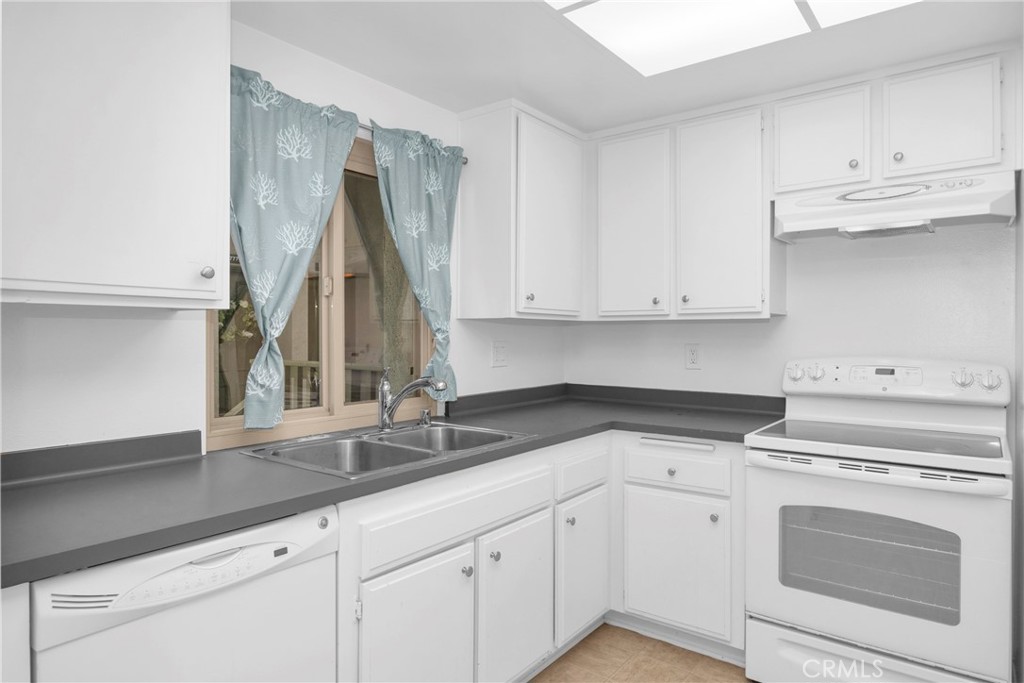 8777 Coral Springs Court 7H