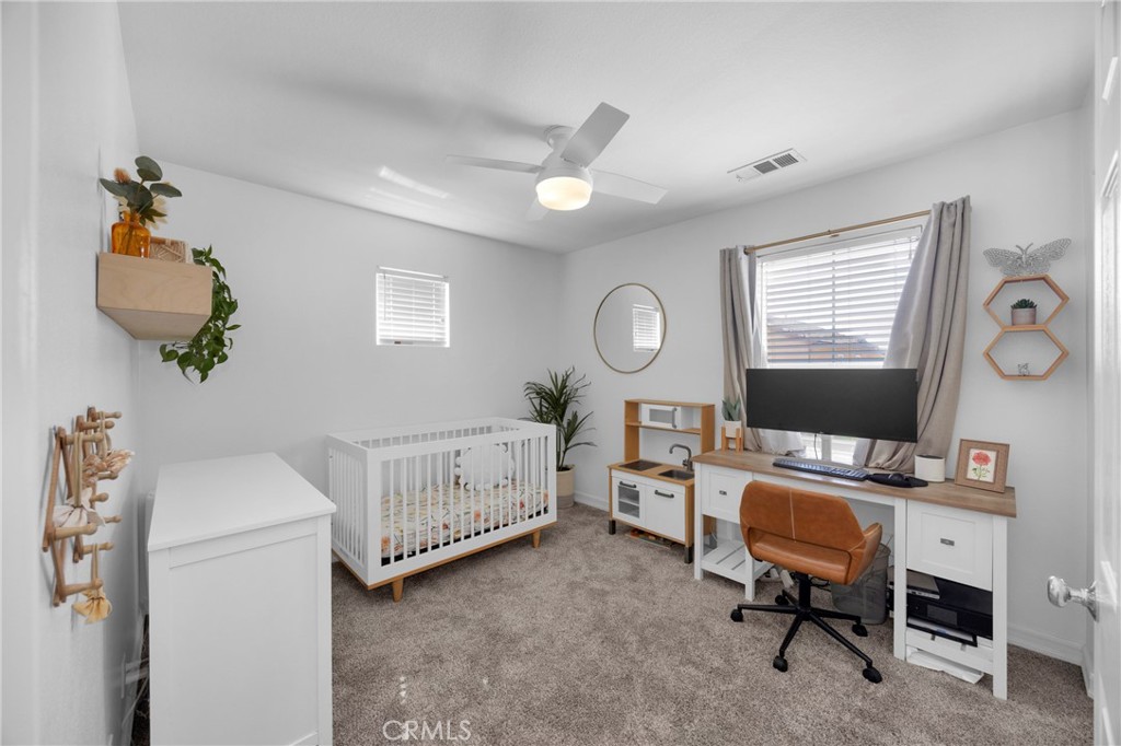 271 W Sparkleberry