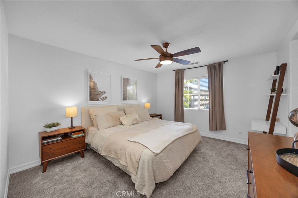 271 W Sparkleberry