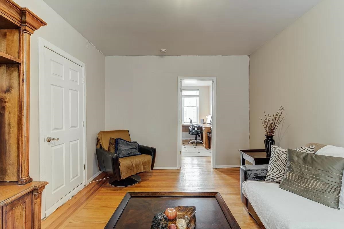 6009 BLVD EAST Unit: 2E