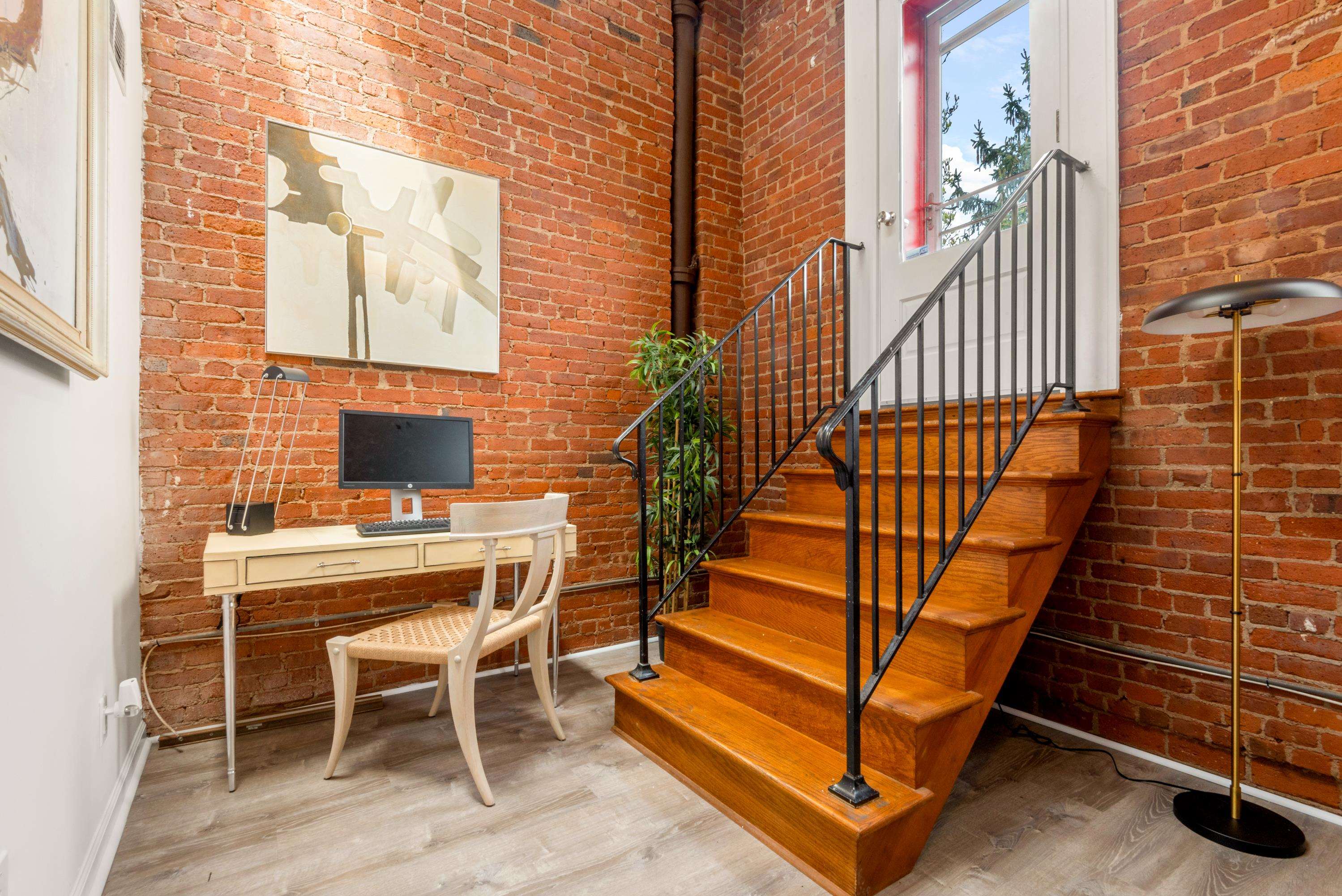 46 IRVING ST Unit: 2Rear