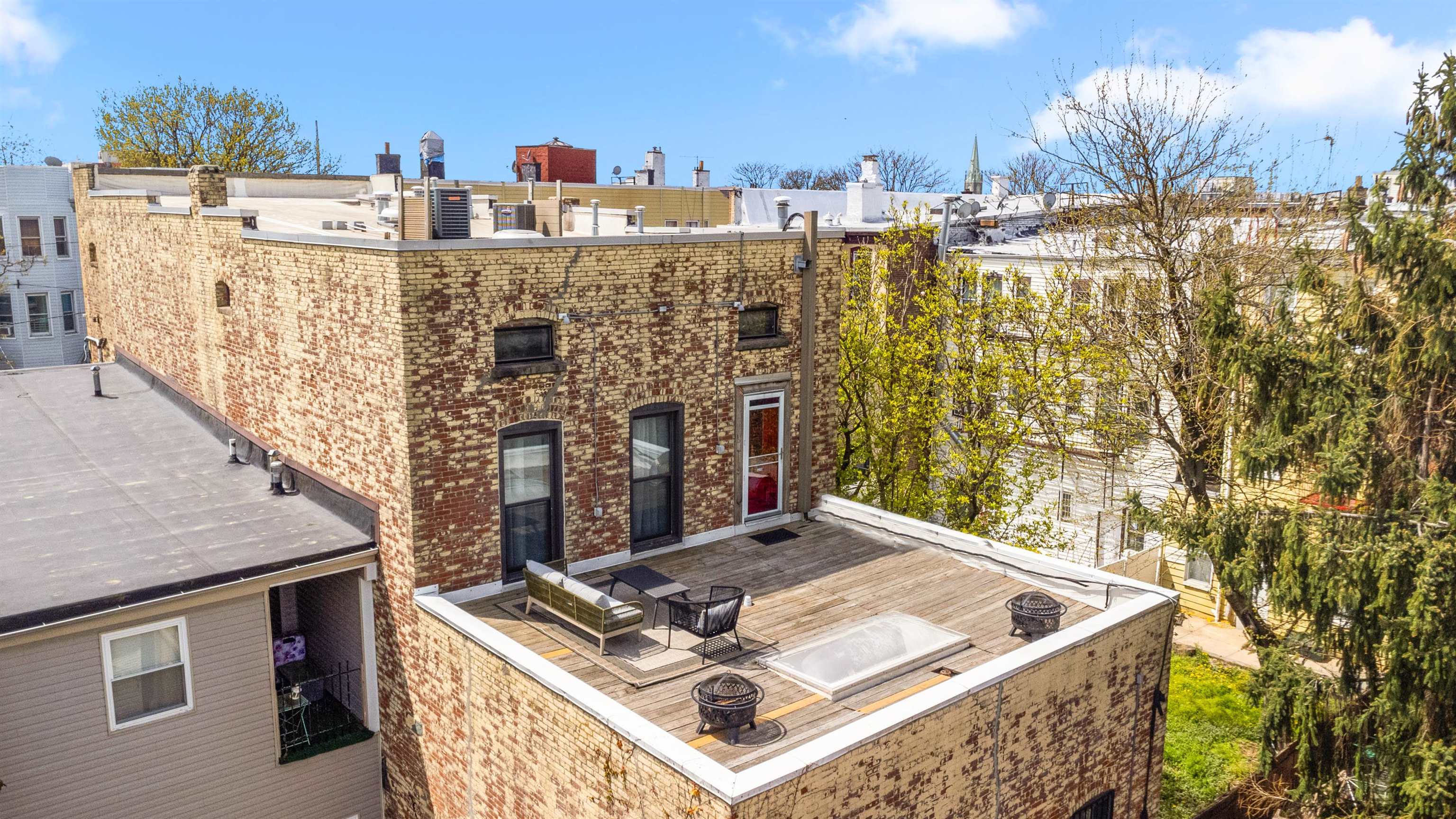 46 IRVING ST Unit: 2Rear