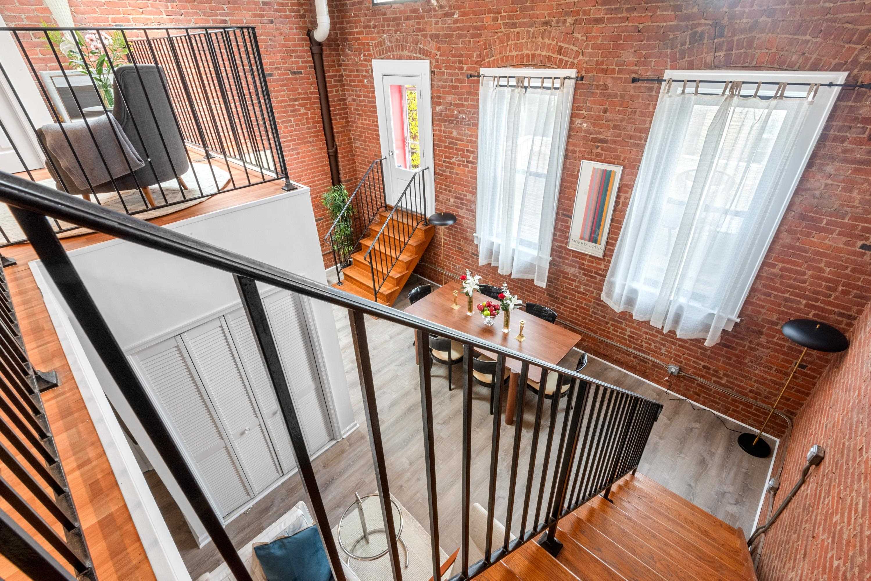 46 IRVING ST Unit: 2Rear