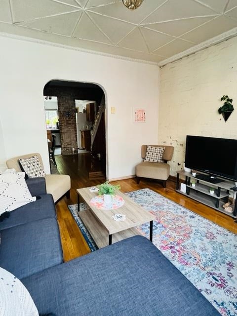 45 WILLOW TERRACE