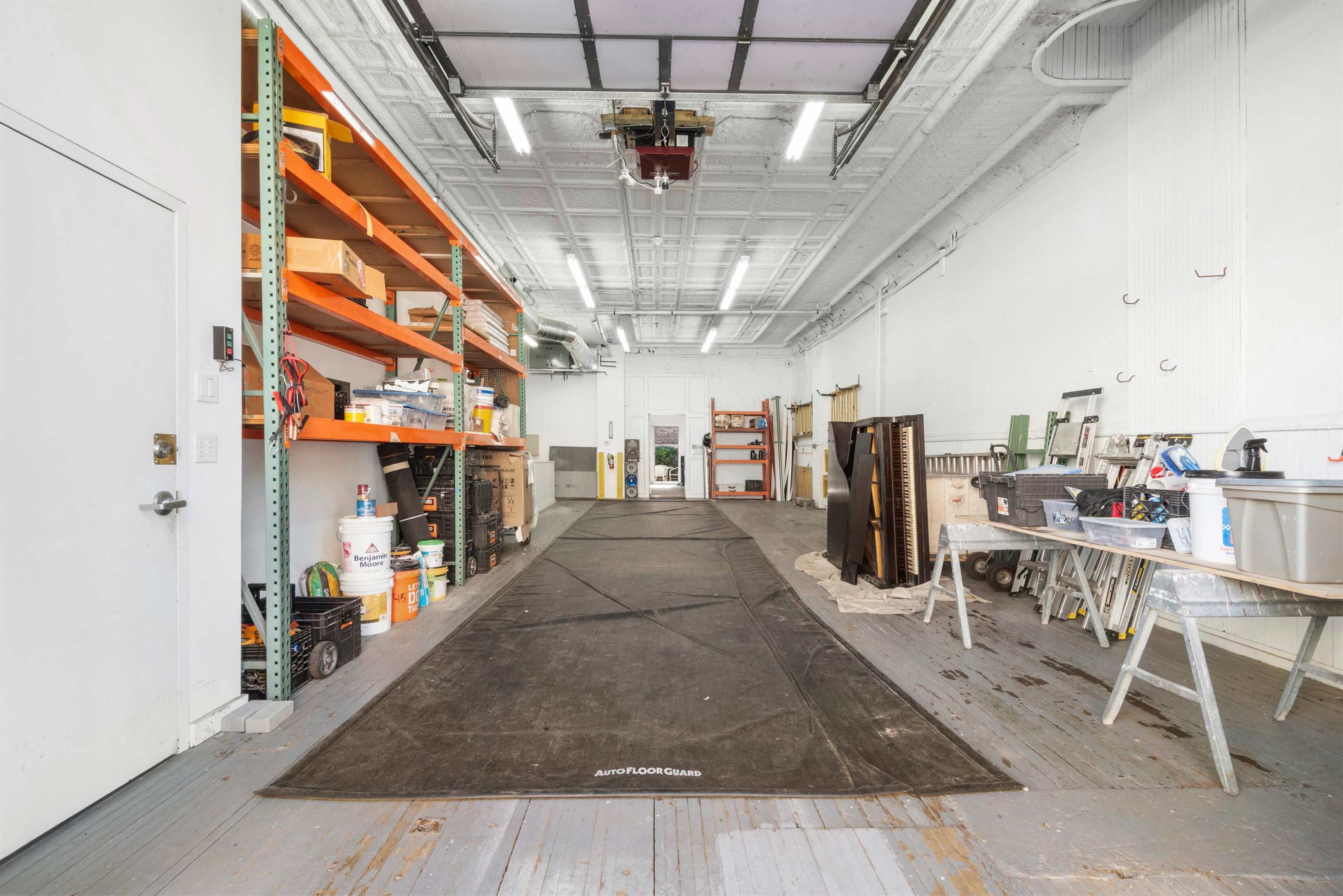 527 10TH ST Unit: 1