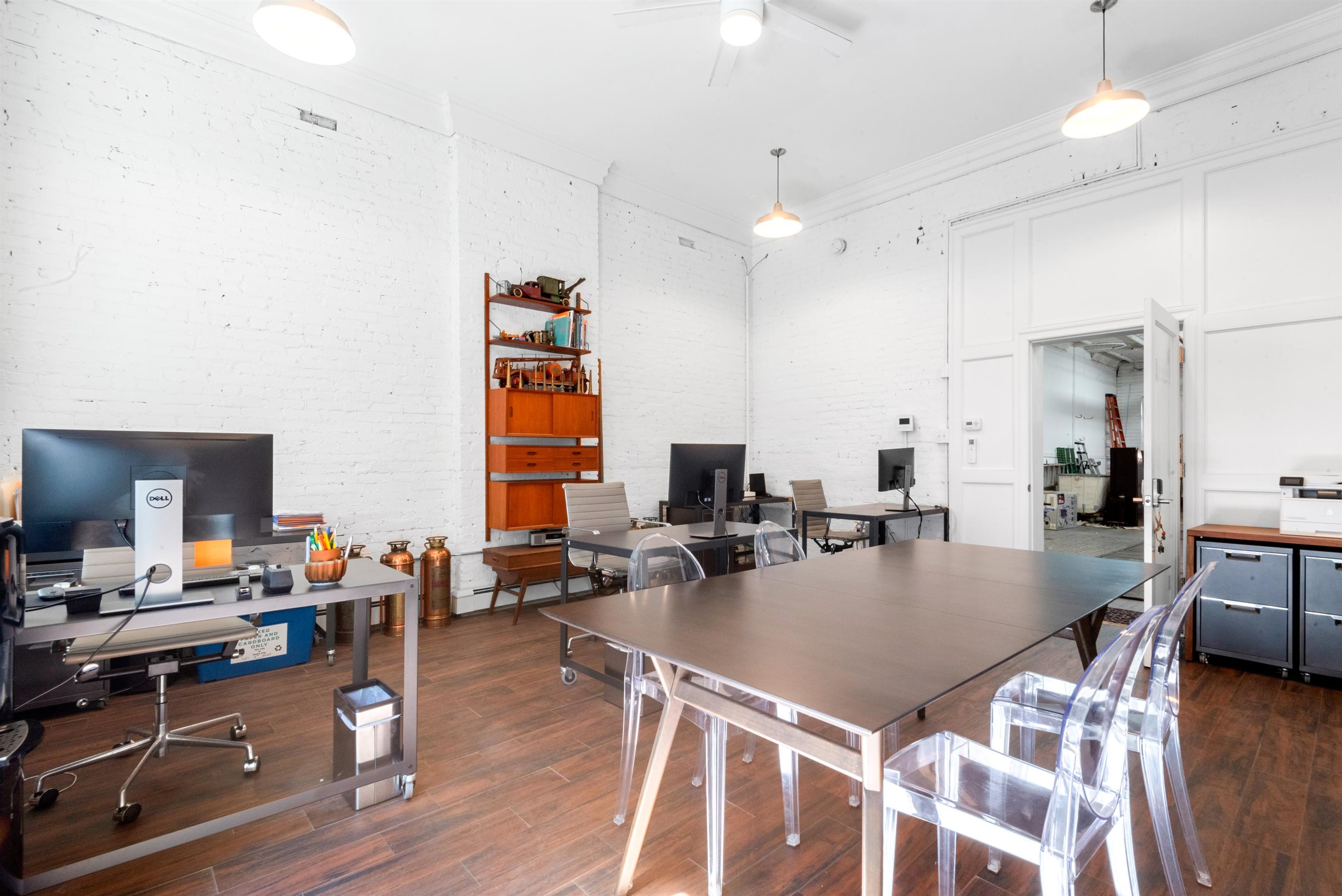 527 10TH ST Unit: 1