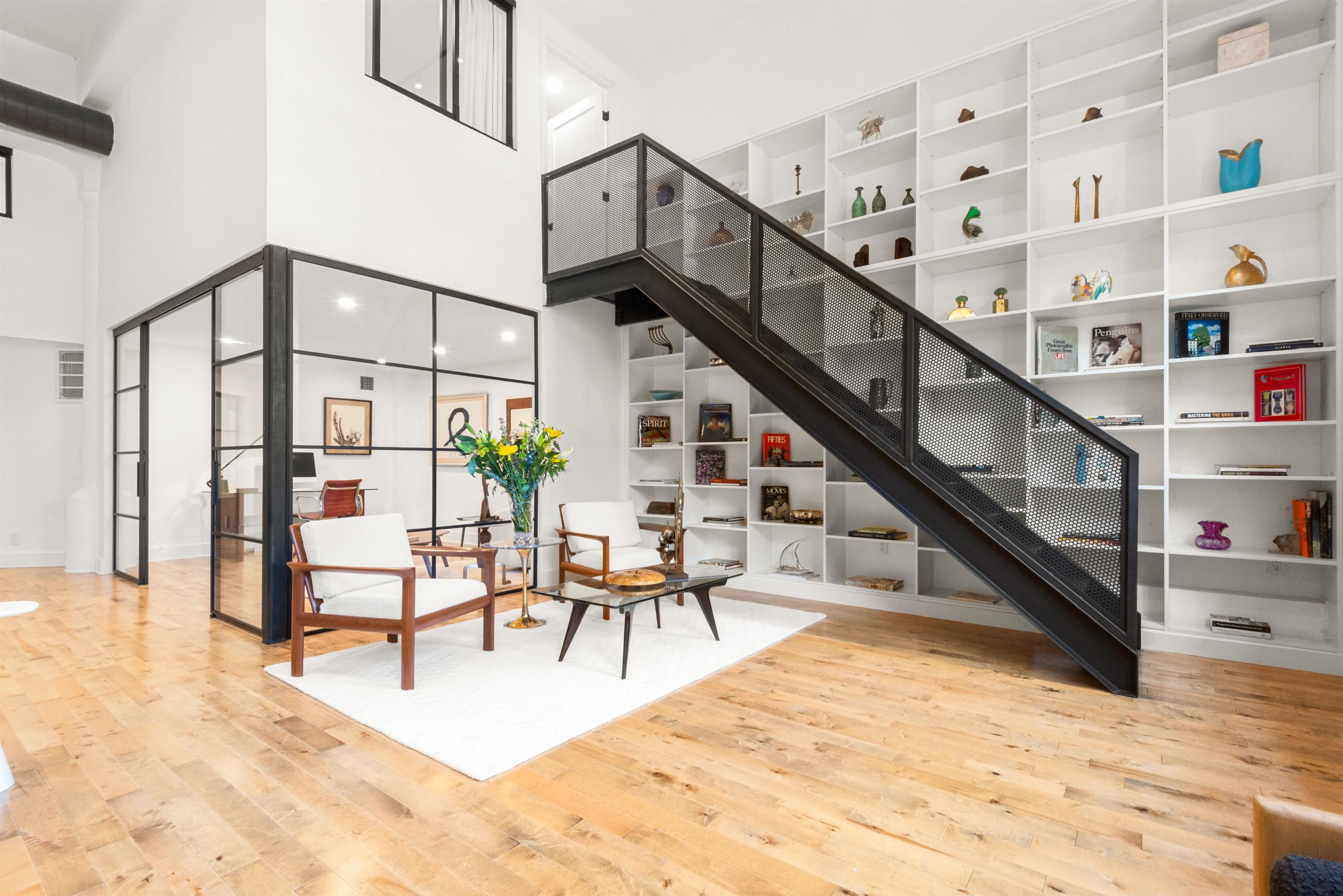 299 PAVONIA AVE Unit: 108