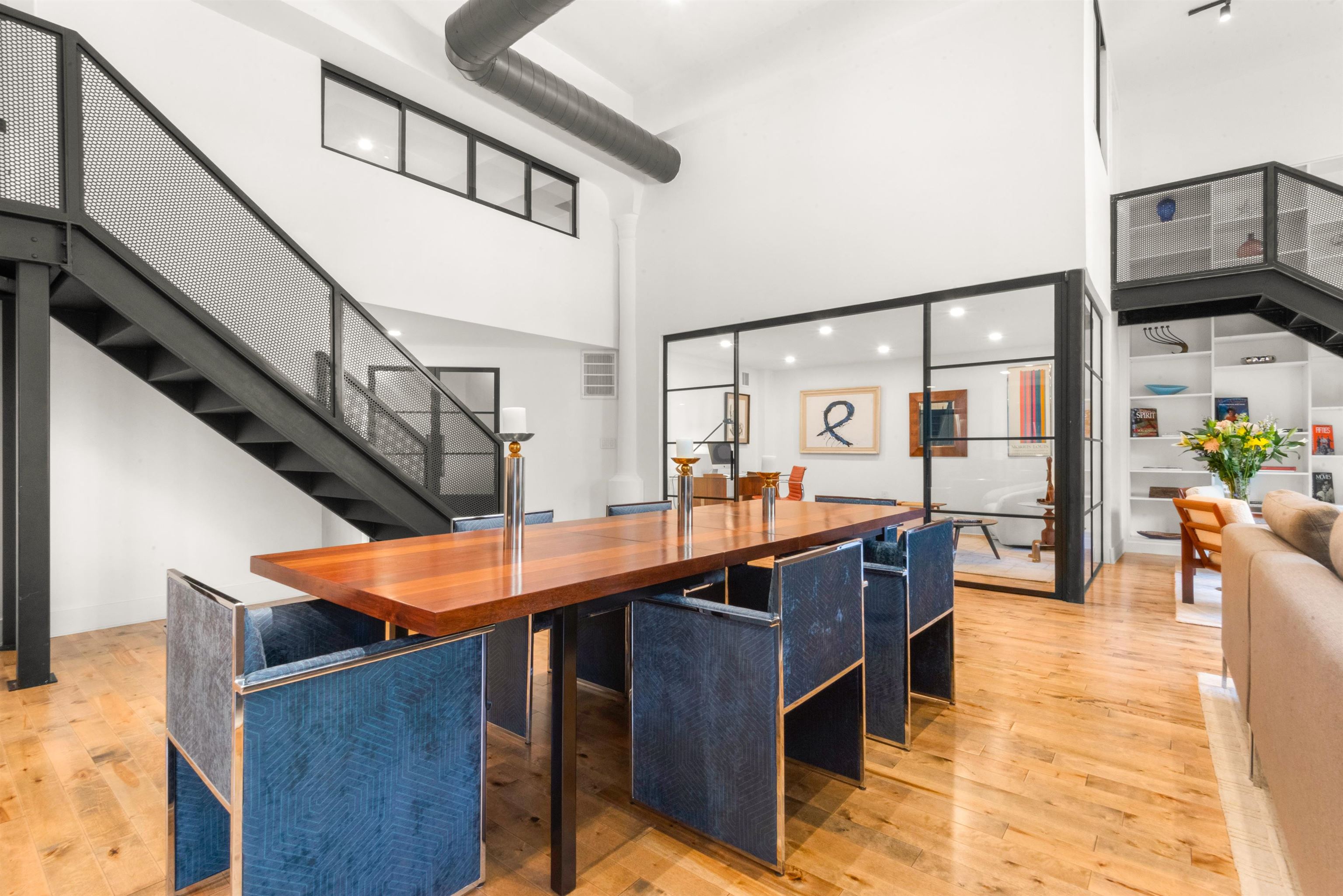 299 PAVONIA AVE Unit: 108