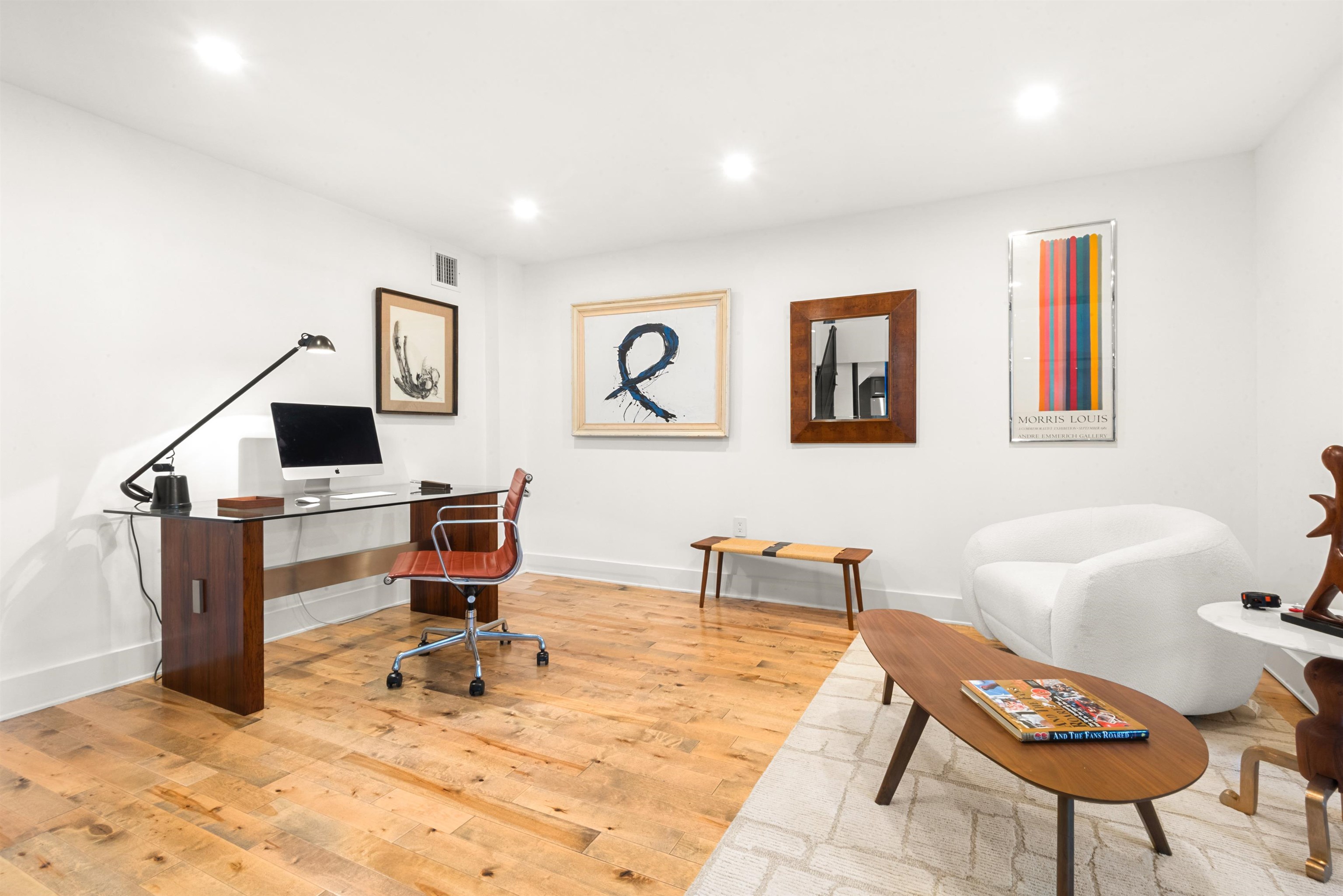 299 PAVONIA AVE Unit: 108