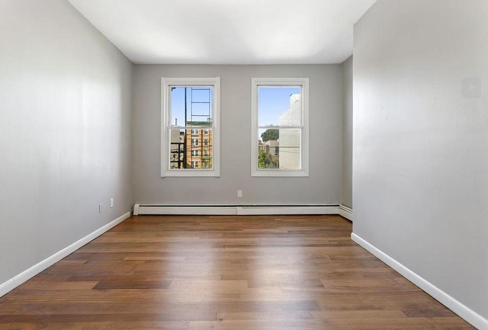 475 PALISADE AVE Unit: 4