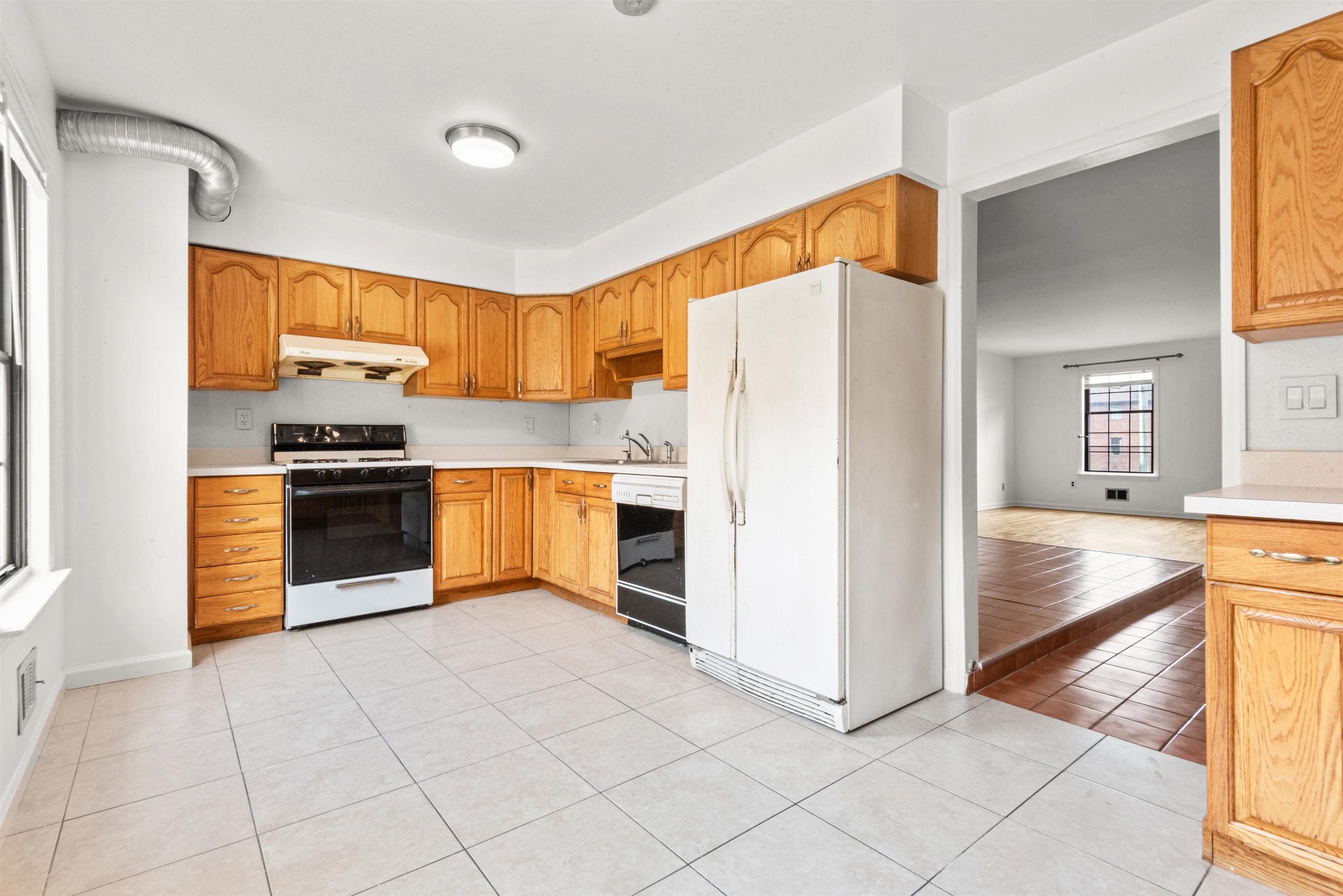 3651 MEADOW LANE