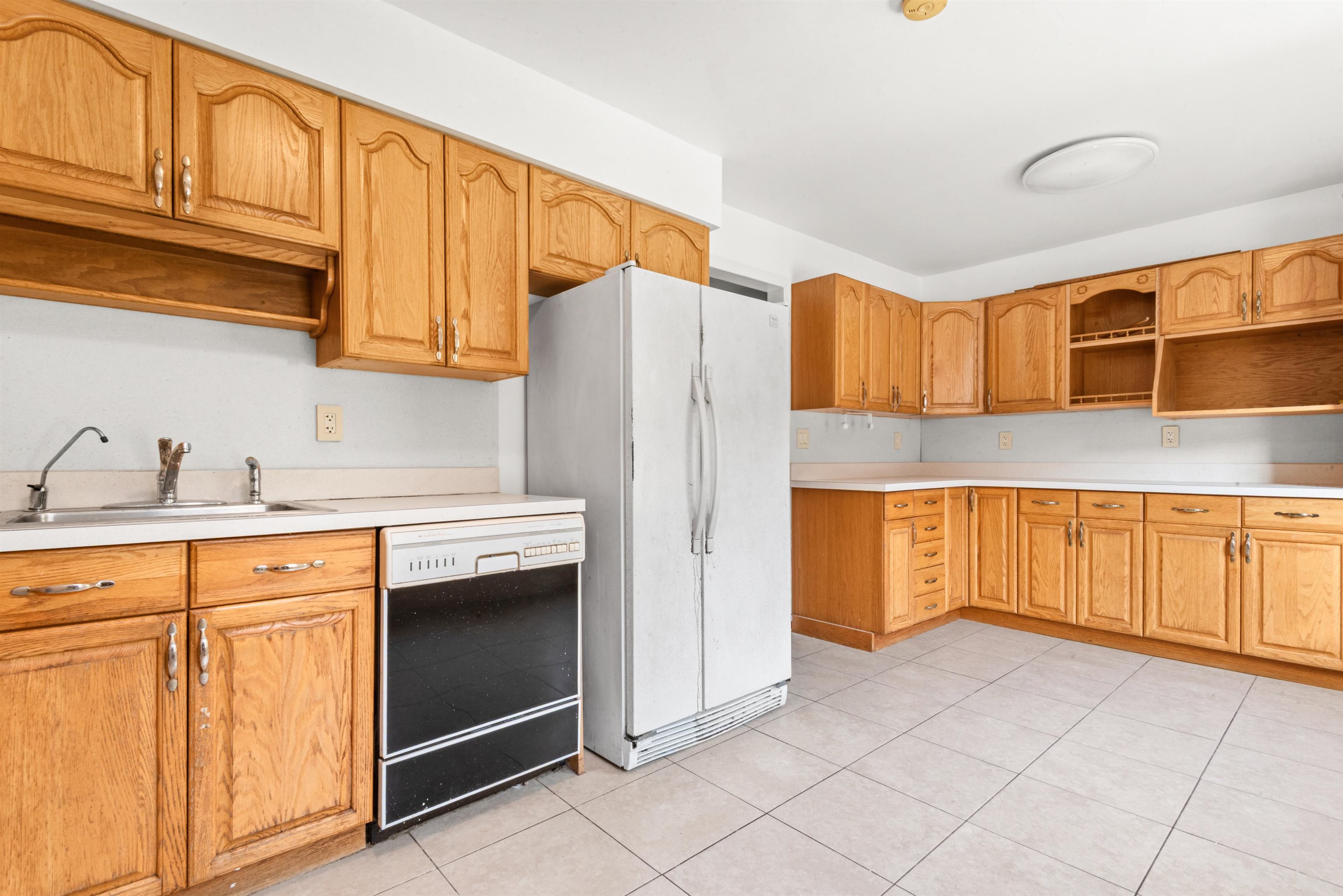 3651 MEADOW LANE