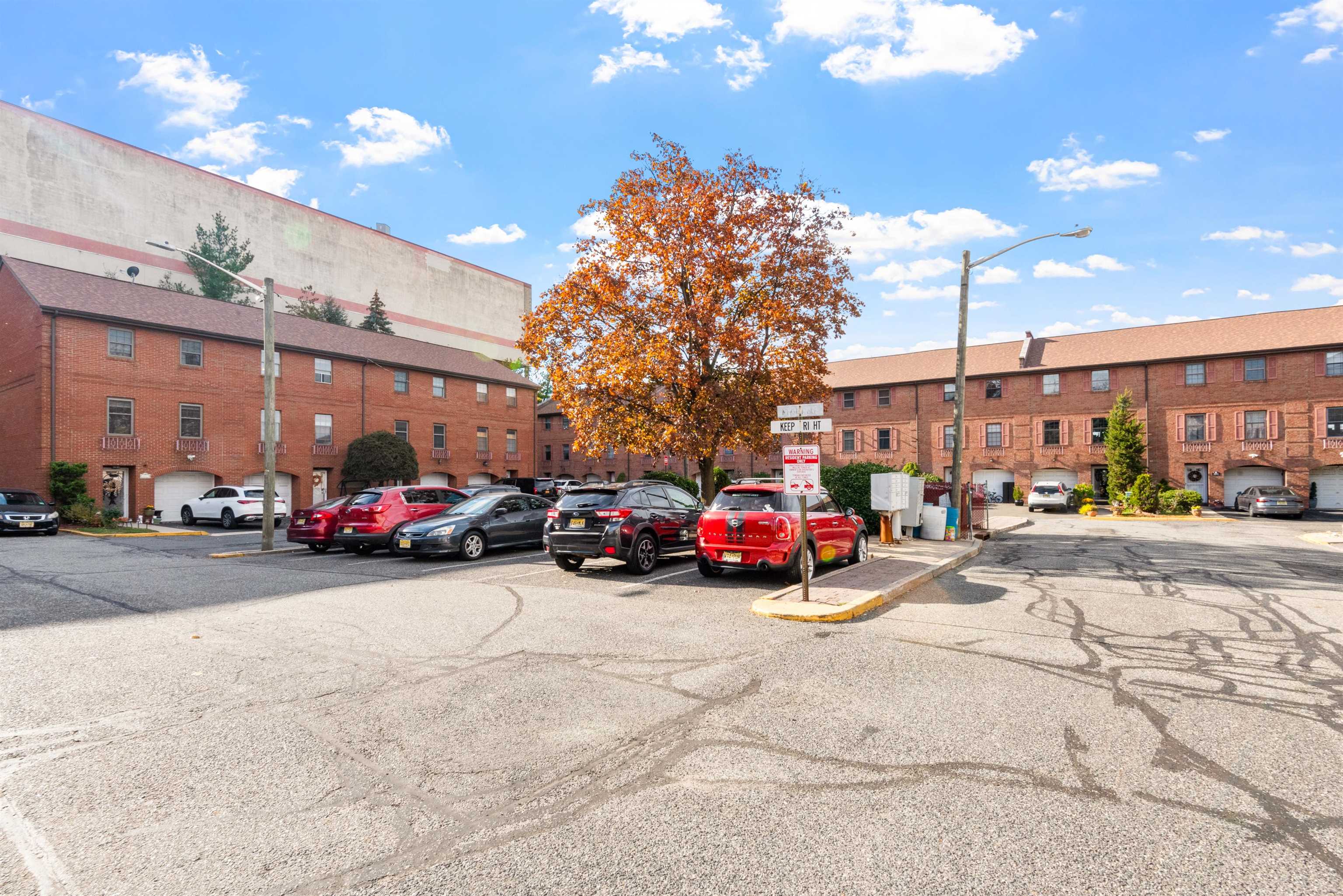 3651 MEADOW LANE