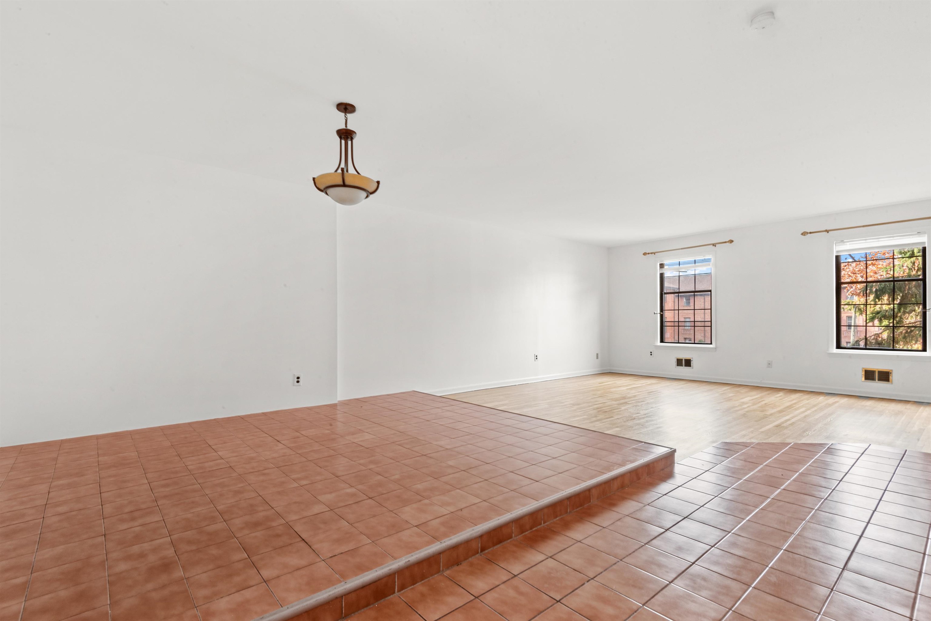 3651 MEADOW LANE
