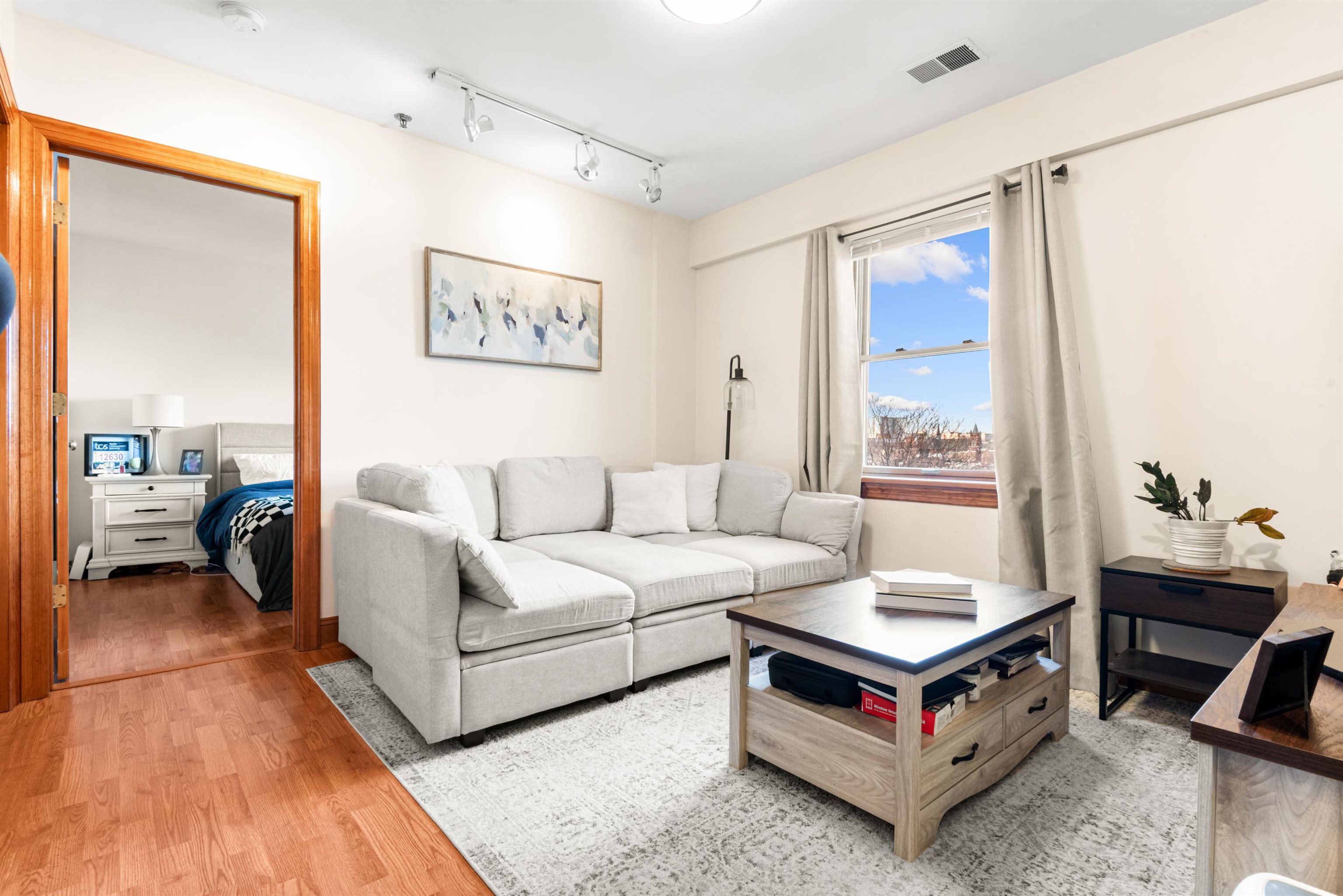 84 BLOOMFIELD ST Unit: 17