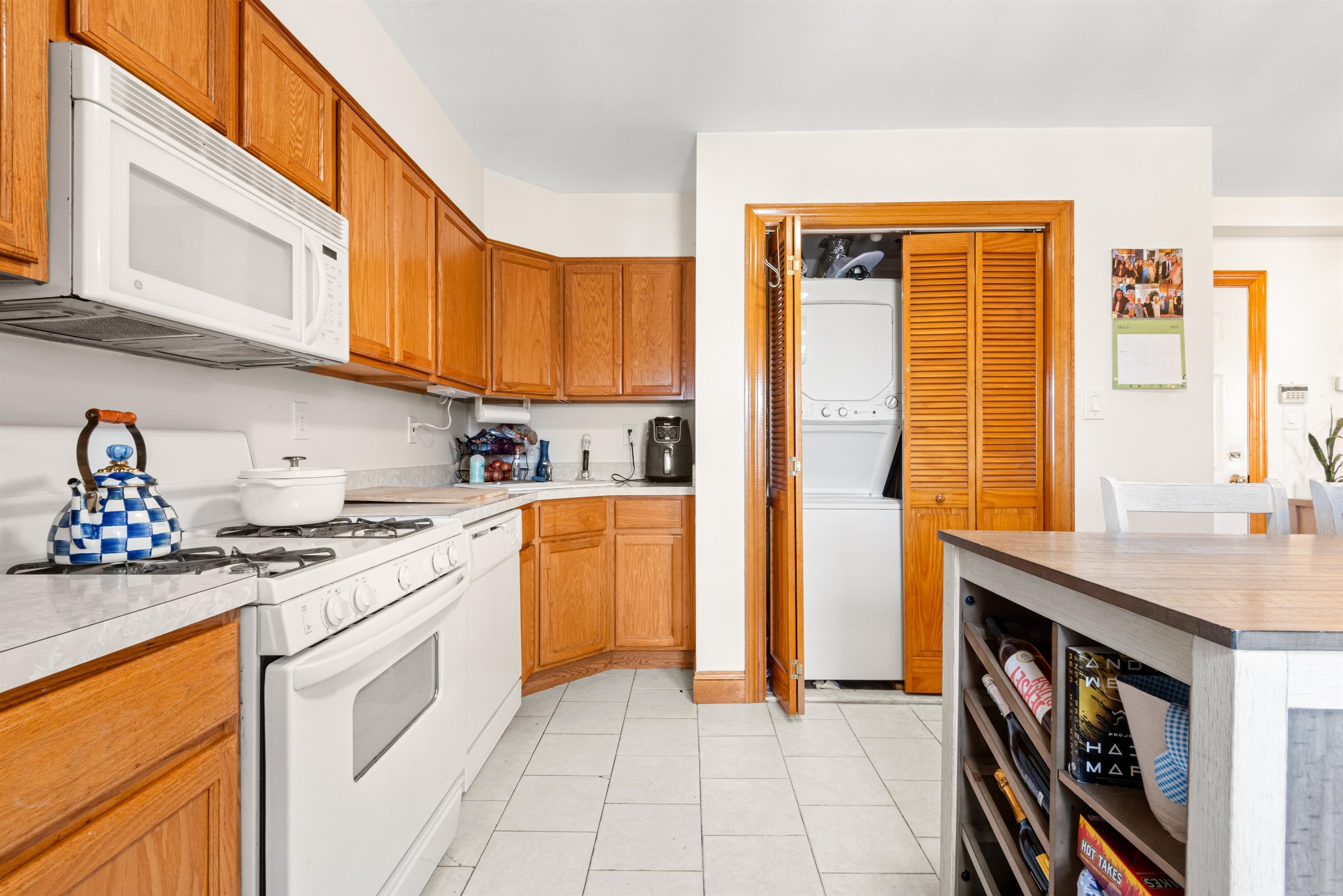 84 BLOOMFIELD ST Unit: 17