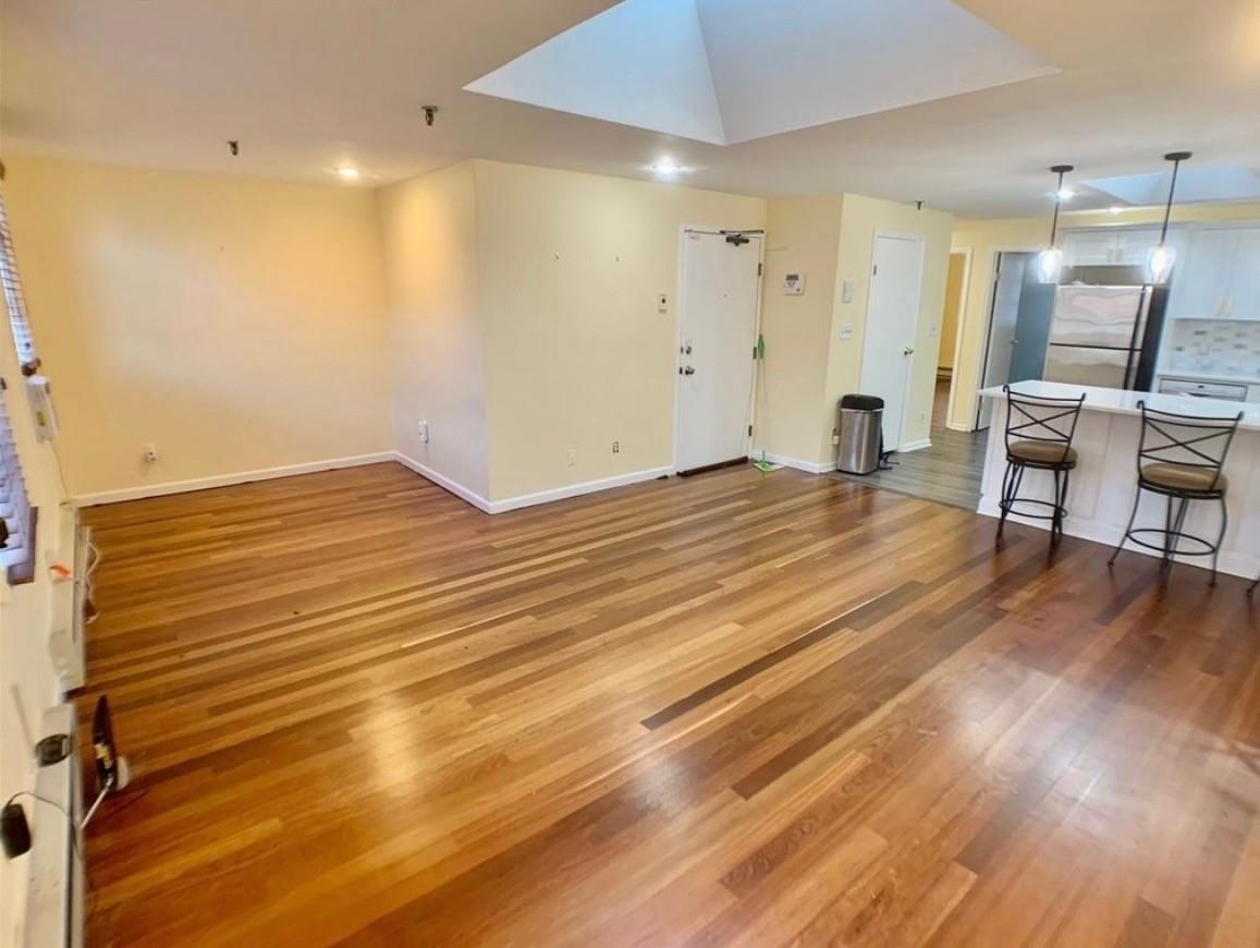 84 MONROE ST Unit: 4