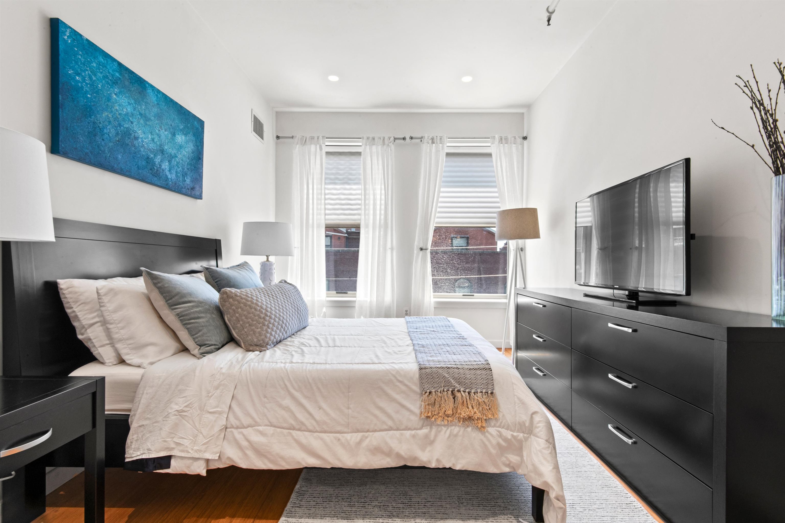 234 10TH ST Unit: 511