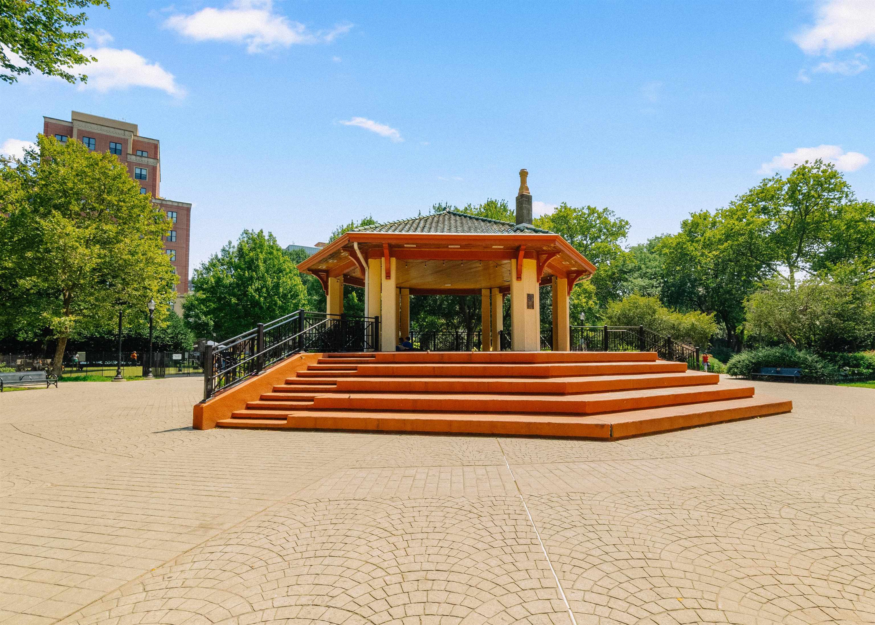 234 10TH ST Unit: 511